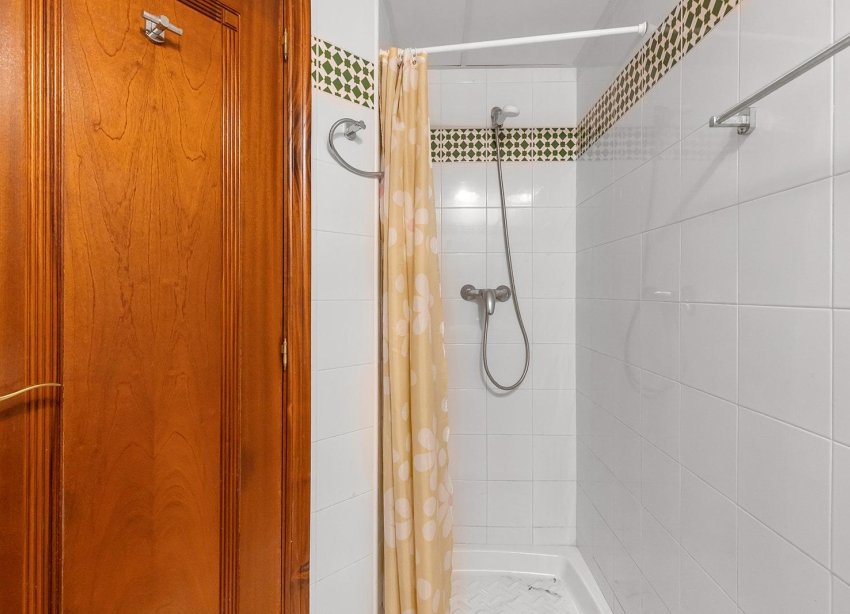 Resale - Apartment - Torrevieja - Aldea del mar