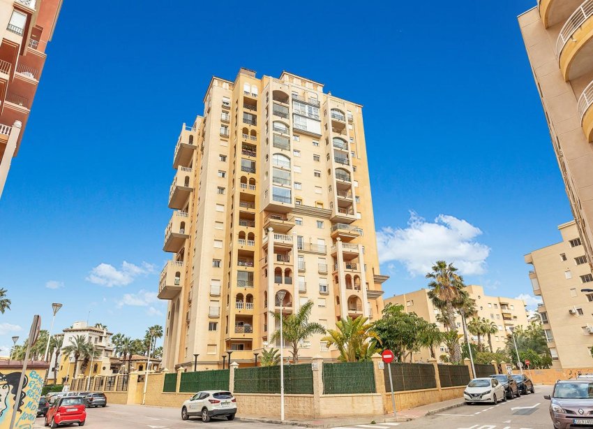 Resale - Apartment - Torrevieja - Aldea del mar