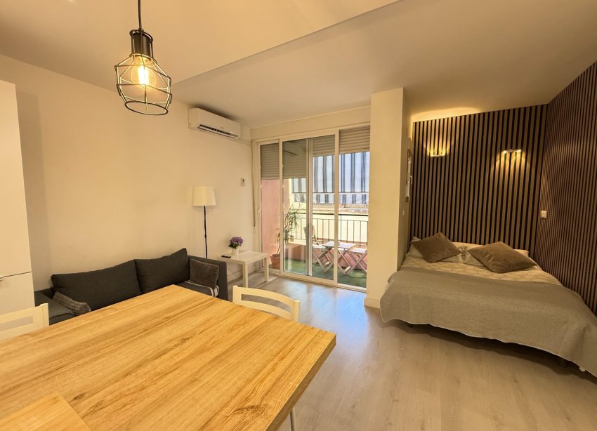 Resale - Apartment - Torrevieja - Antonio Machado