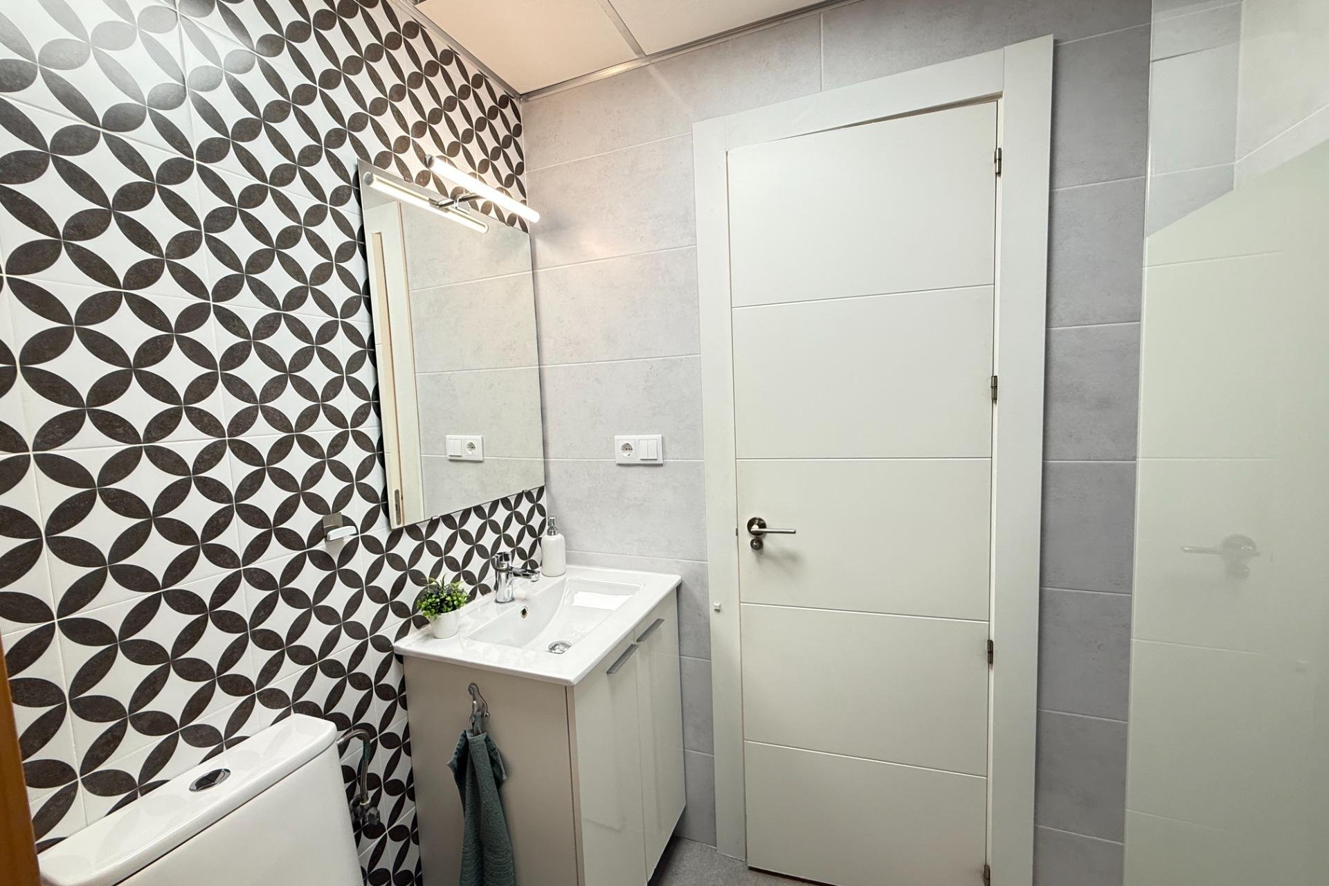 Resale - Apartment - Torrevieja - Antonio Machado