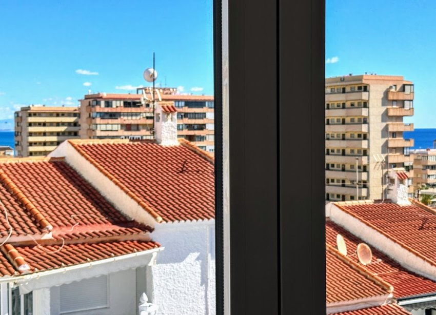 Resale - Apartment - Torrevieja - Cabo Cervera