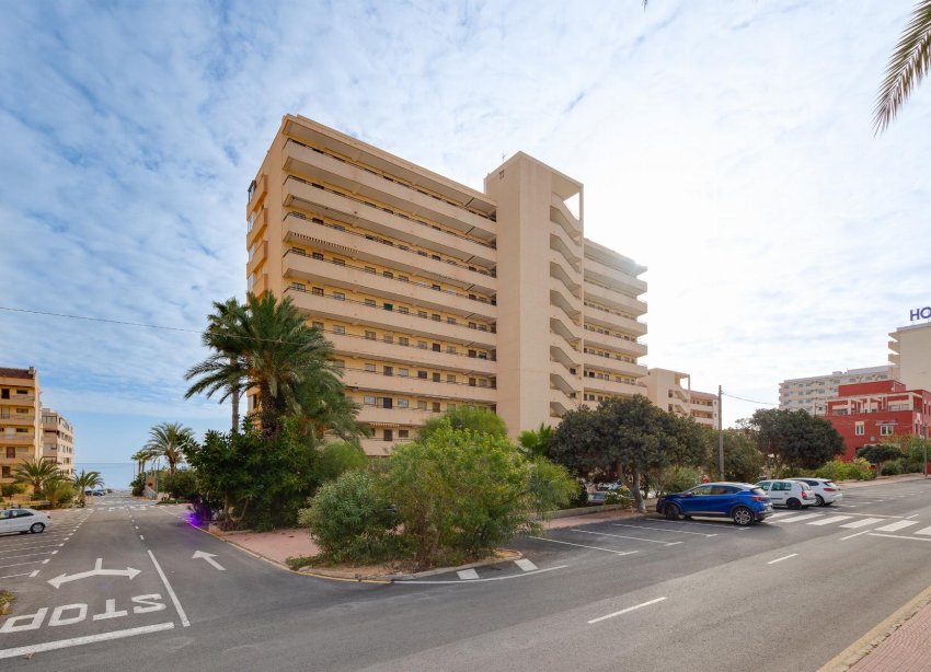 Resale - Apartment - Torrevieja - CABO CERVERA