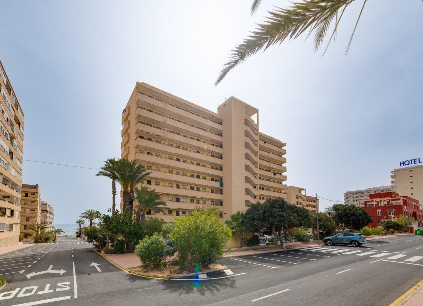 Resale - Apartment - Torrevieja - CABO CERVERA