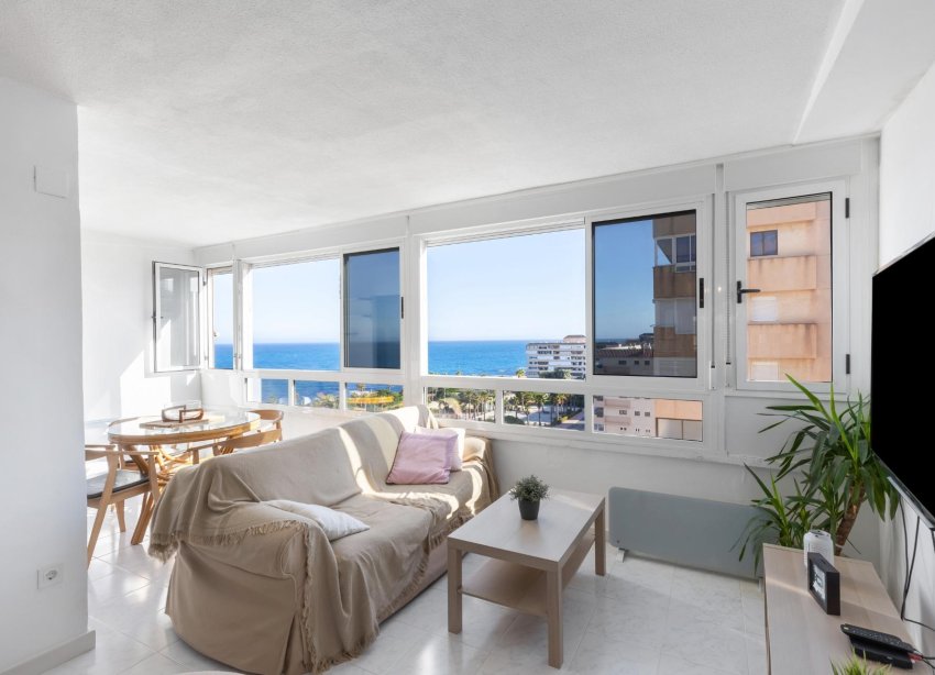 Resale - Apartment - Torrevieja - Cabo cervera