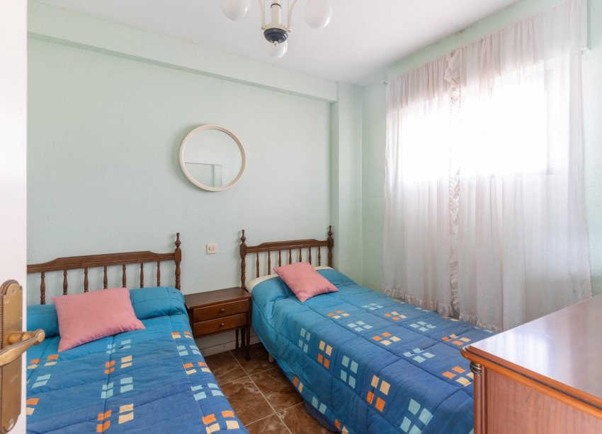 Resale - Apartment - Torrevieja - Cabo cervera