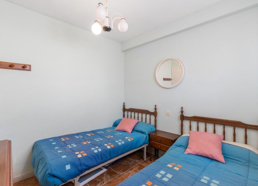 Resale - Apartment - Torrevieja - Cabo cervera