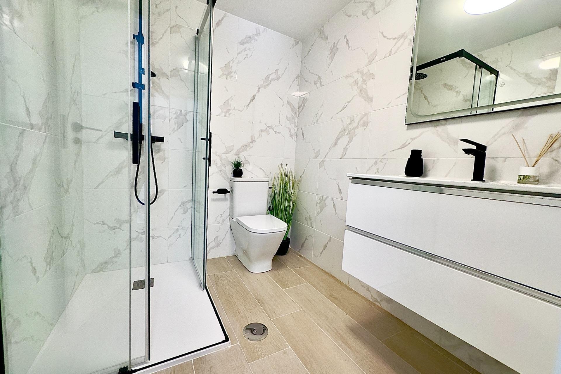 Resale - Apartment - Torrevieja - Cabo cervera