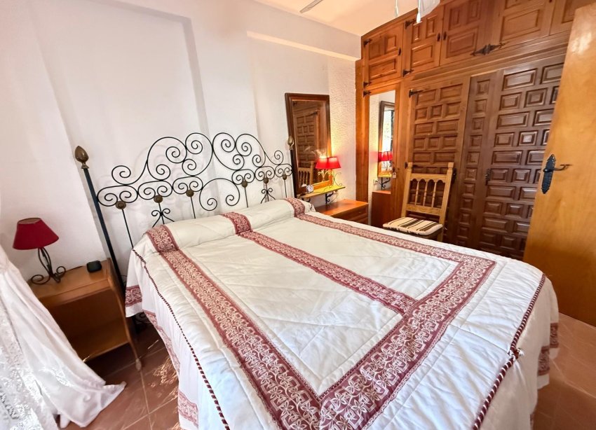 Resale - Apartment - Torrevieja - Cabo cervera