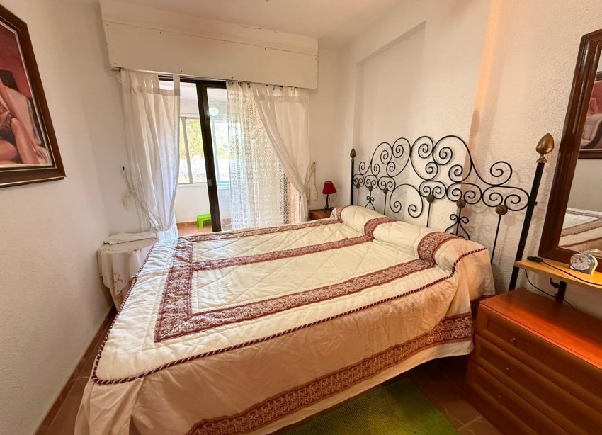 Resale - Apartment - Torrevieja - Cabo cervera