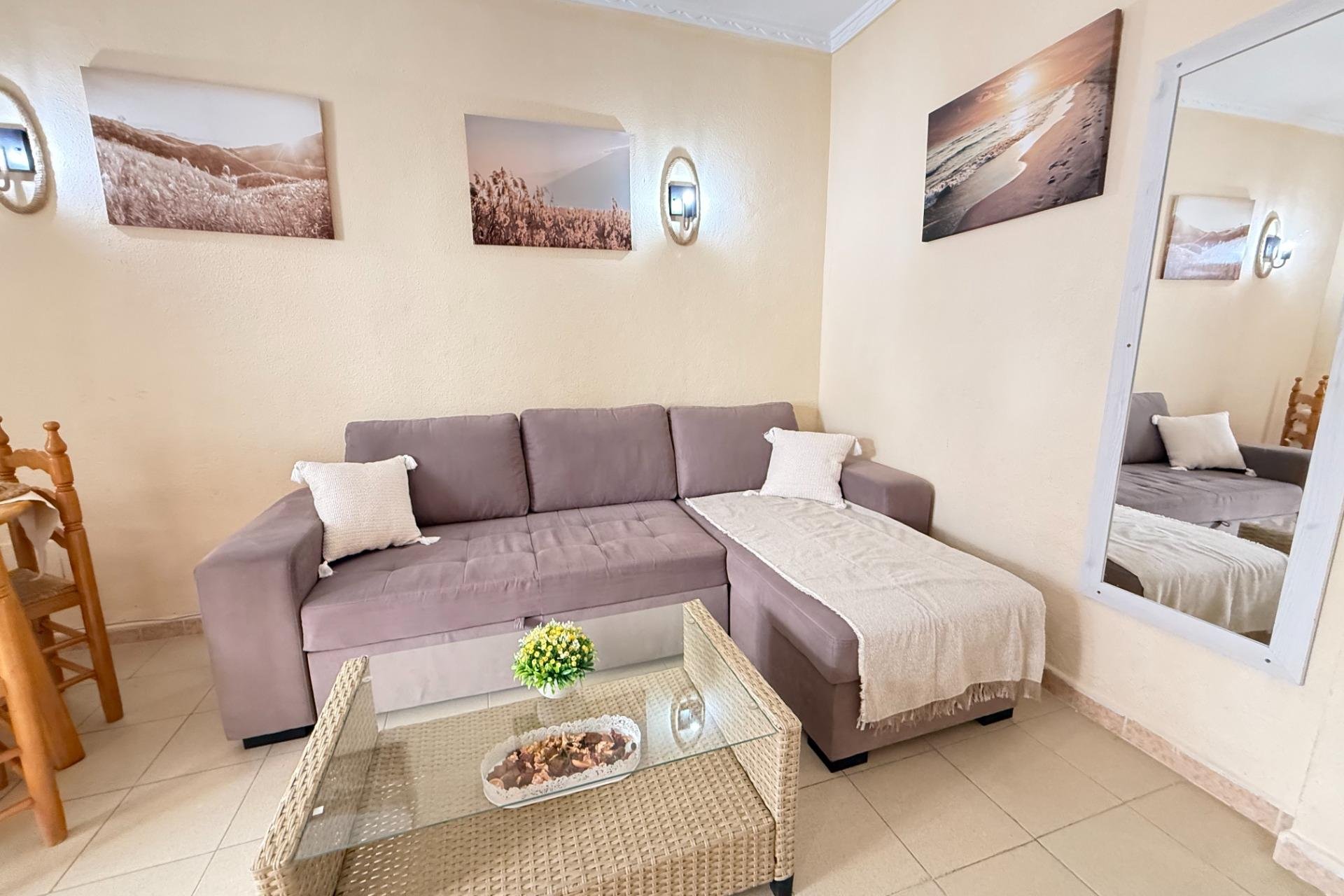 Resale - Apartment - Torrevieja - Cabo cervera