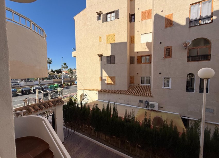 Resale - Apartment - Torrevieja - Cabo cervera