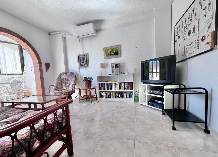 Resale - Apartment - Torrevieja - Cabo cervera