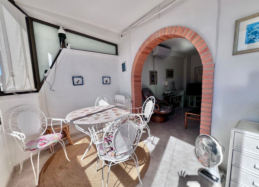 Resale - Apartment - Torrevieja - Cabo cervera