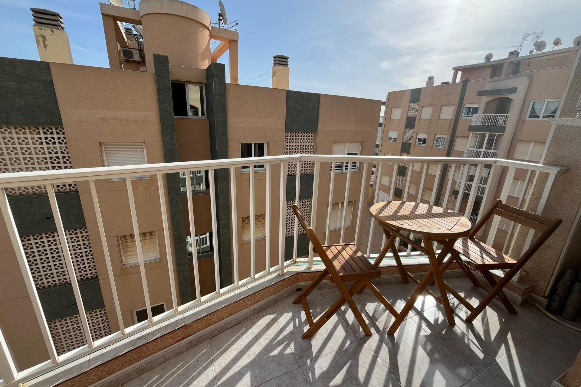 Resale - Apartment - Torrevieja - Cabo cervera