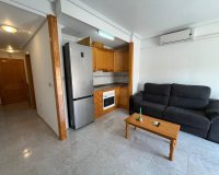 Resale - Apartment - Torrevieja - Cabo cervera