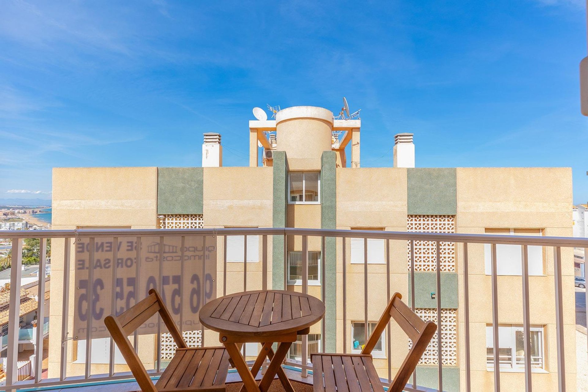 Resale - Apartment - Torrevieja - Cabo Cervera