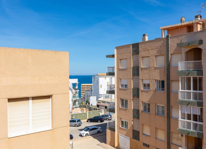 Resale - Apartment - Torrevieja - Cabo Cervera