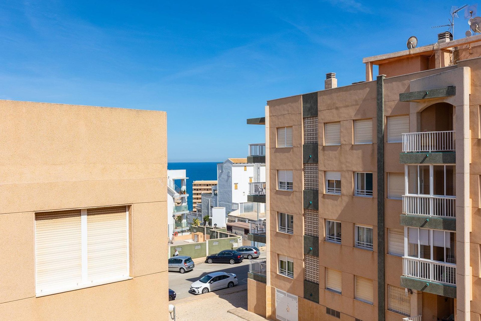 Resale - Apartment - Torrevieja - Cabo Cervera
