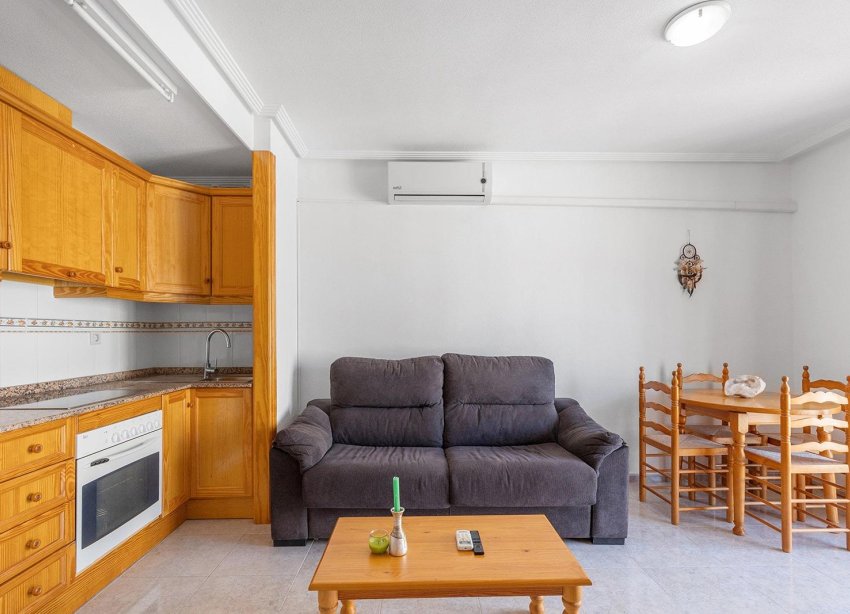 Resale - Apartment - Torrevieja - Cabo Cervera