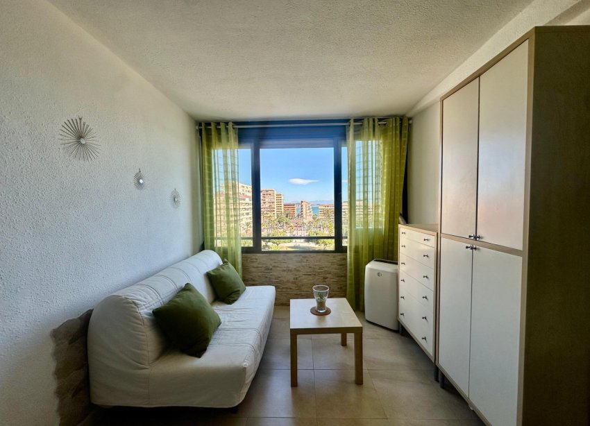 Resale - Apartment - Torrevieja - Cabo cervera