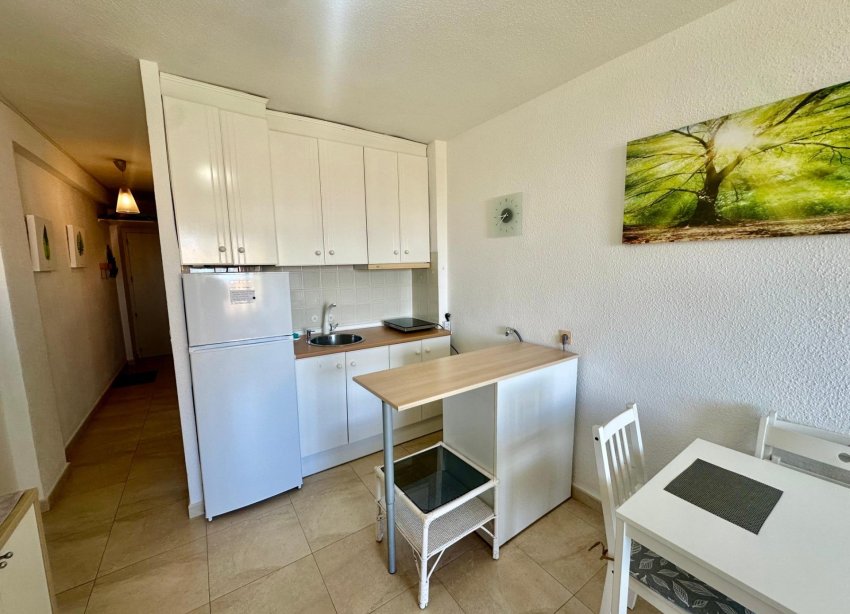Resale - Apartment - Torrevieja - Cabo cervera