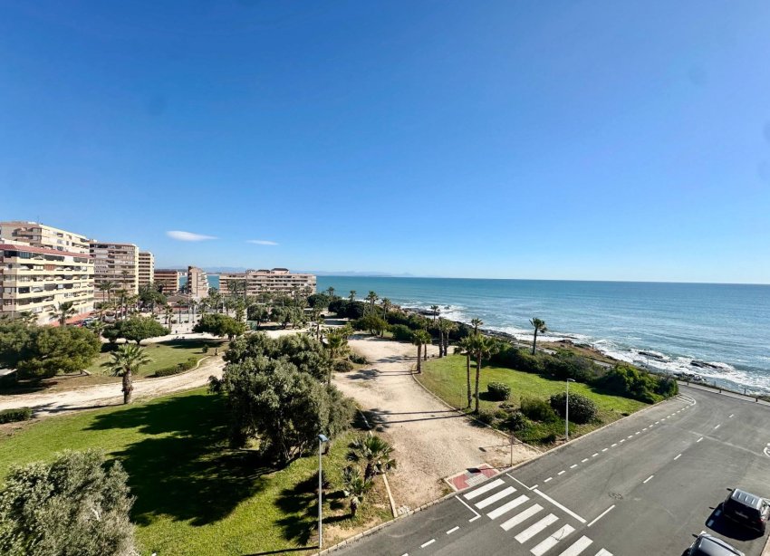 Resale - Apartment - Torrevieja - Cabo cervera