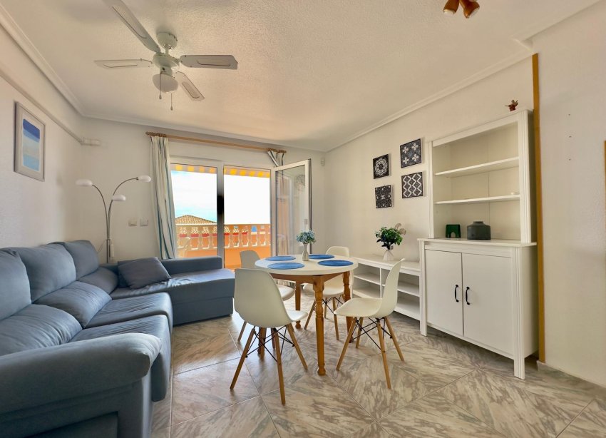 Resale - Apartment - Torrevieja - Cabo cervera