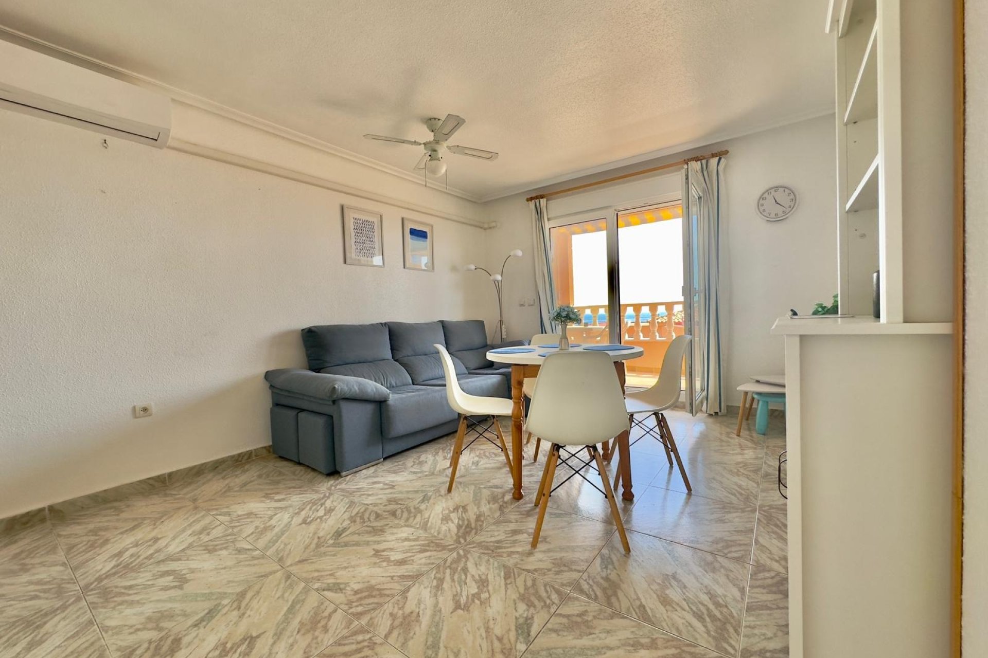 Resale - Apartment - Torrevieja - Cabo cervera