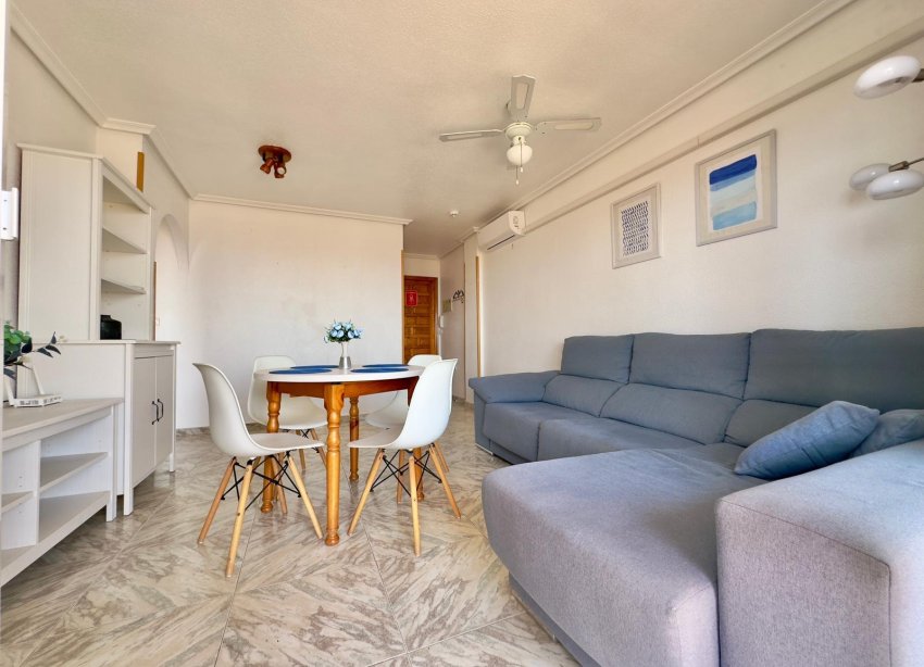 Resale - Apartment - Torrevieja - Cabo cervera