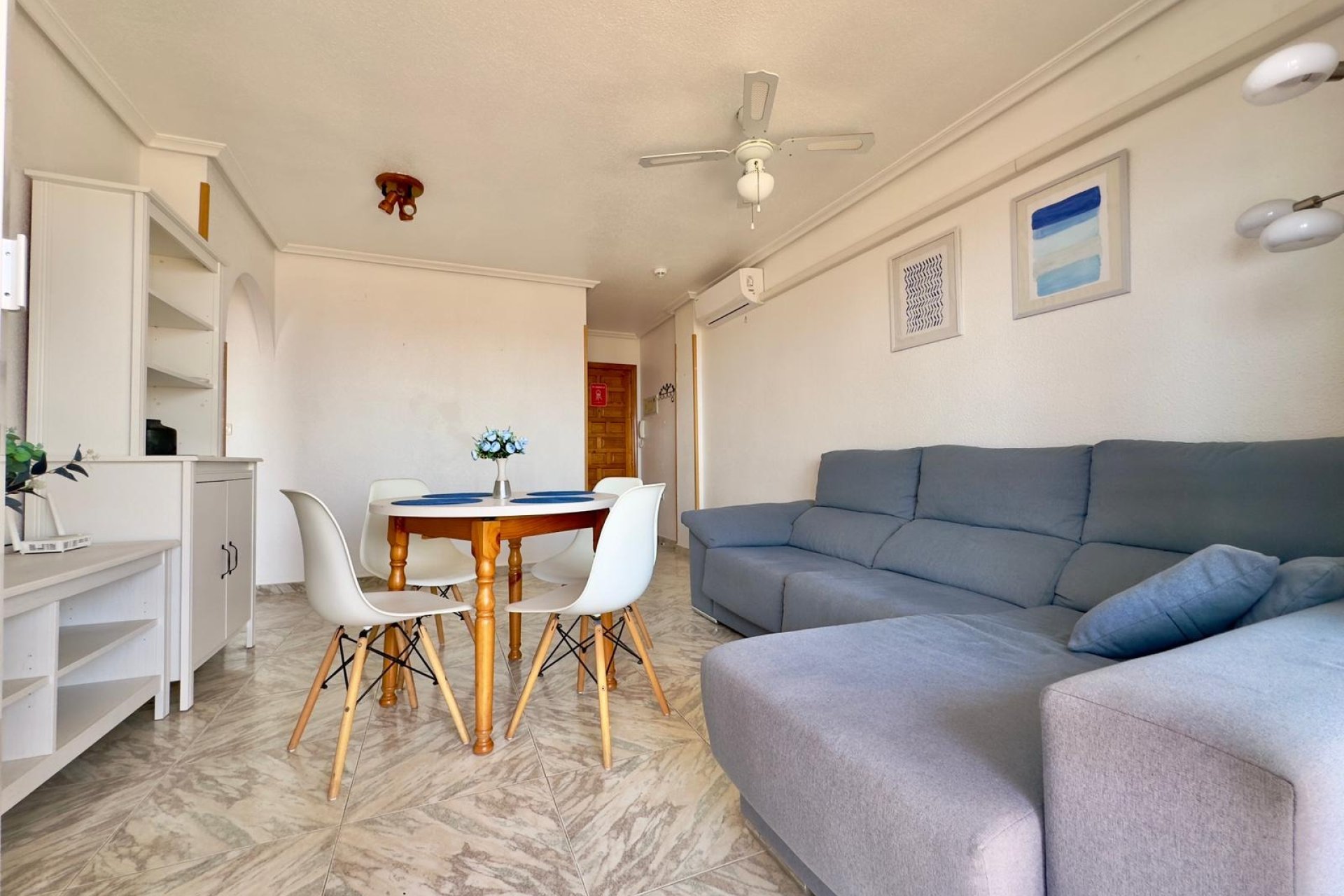 Resale - Apartment - Torrevieja - Cabo cervera