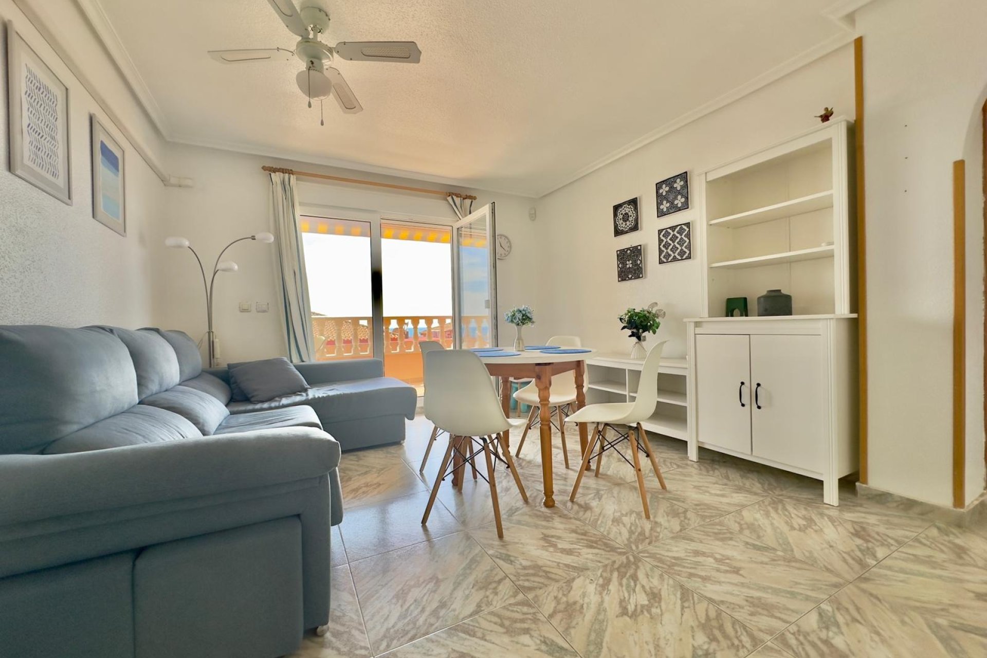 Resale - Apartment - Torrevieja - Cabo cervera
