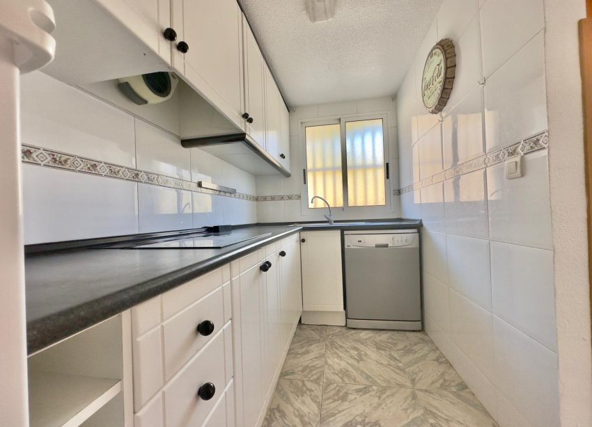 Resale - Apartment - Torrevieja - Cabo cervera