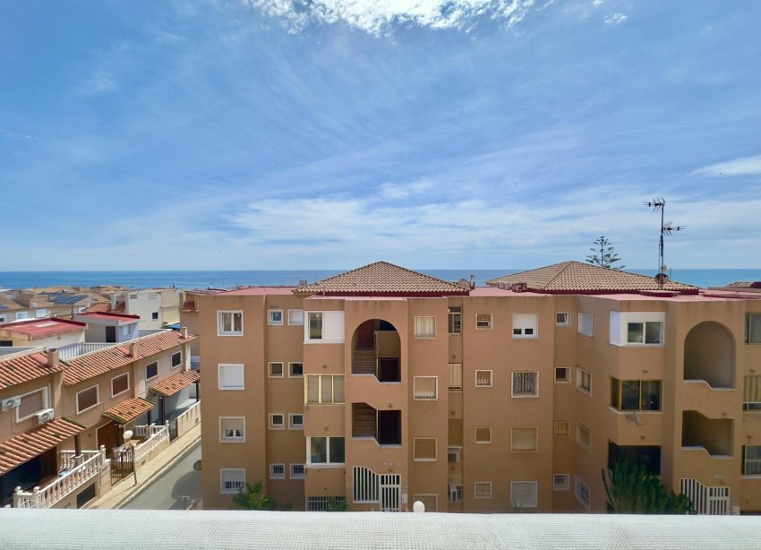Resale - Apartment - Torrevieja - Cabo cervera