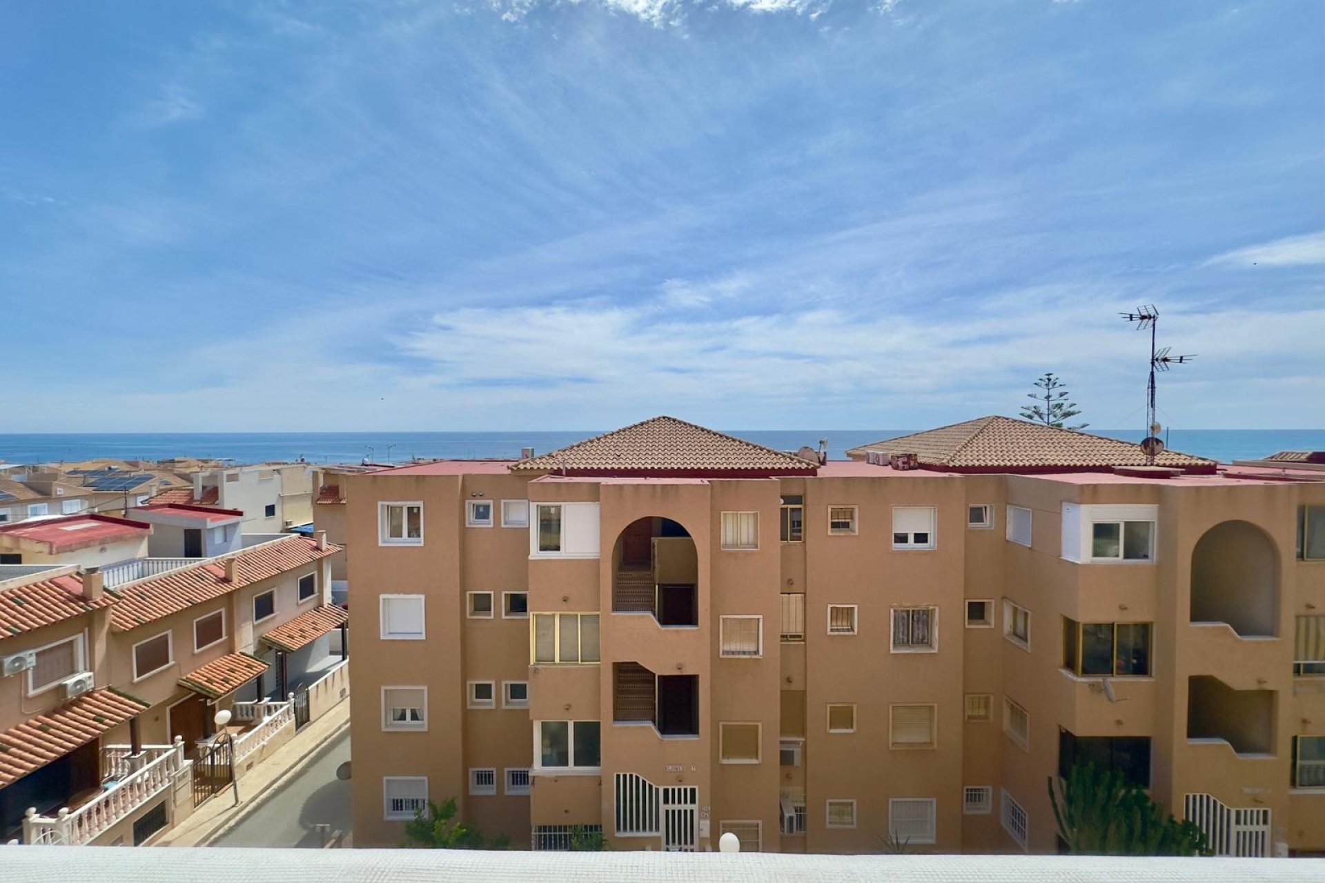 Resale - Apartment - Torrevieja - Cabo cervera