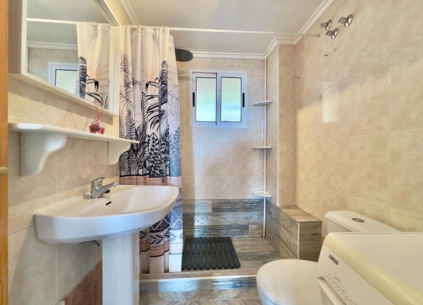 Resale - Apartment - Torrevieja - Cabo cervera