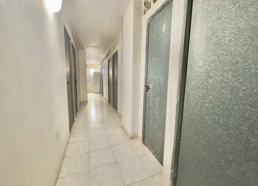 Resale - Apartment - Torrevieja - Cabo cervera