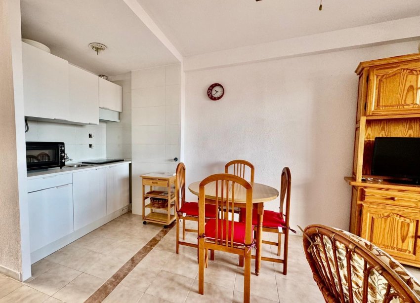 Resale - Apartment - Torrevieja - Cabo Cervera