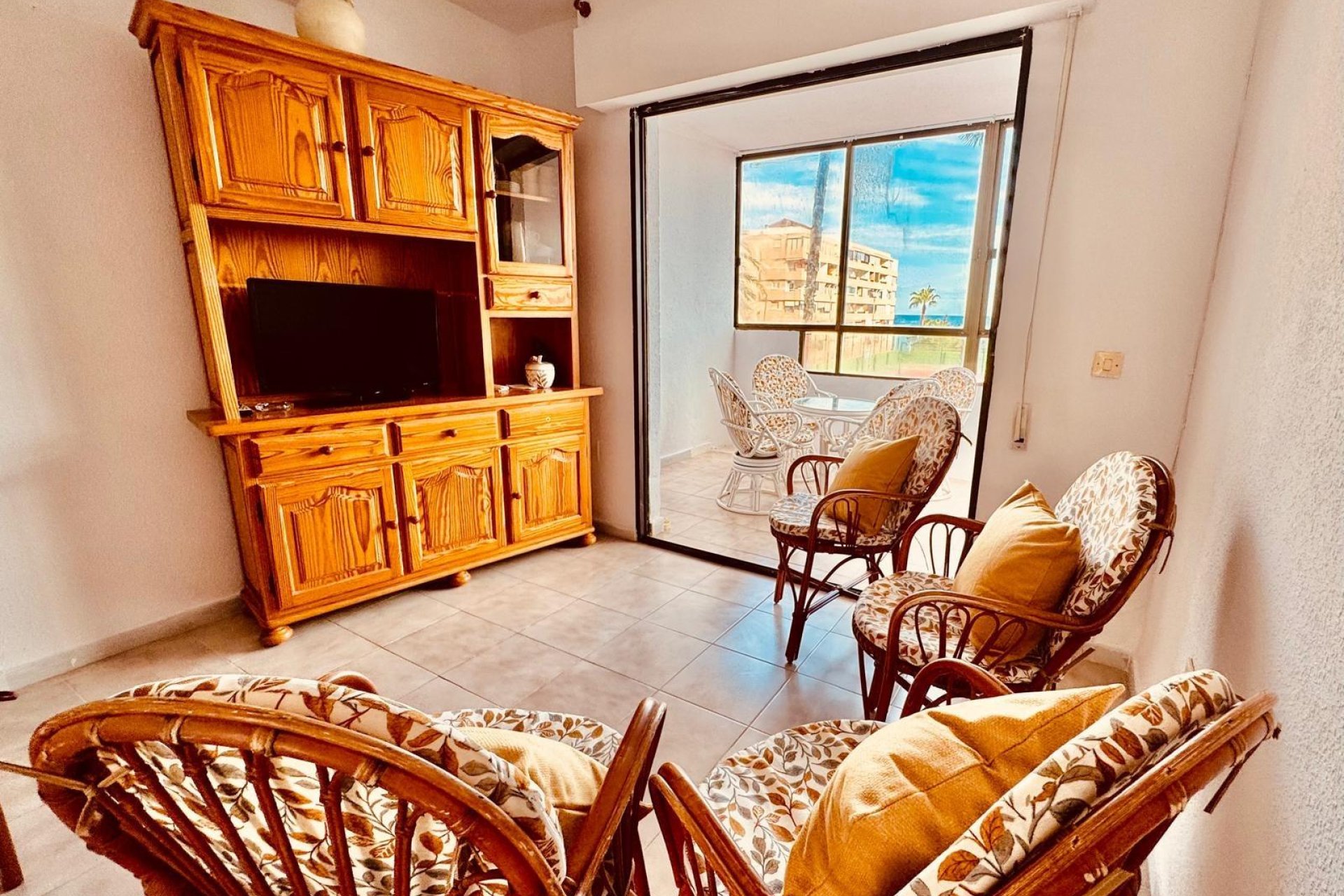 Resale - Apartment - Torrevieja - Cabo Cervera