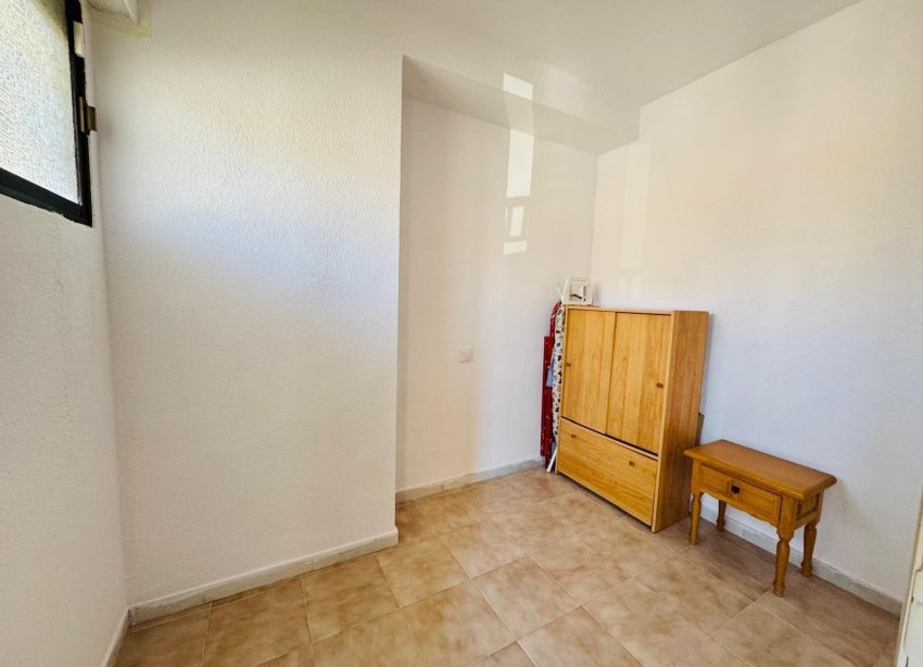 Resale - Apartment - Torrevieja - Cabo Cervera