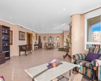 Resale - Apartment - Torrevieja - Center