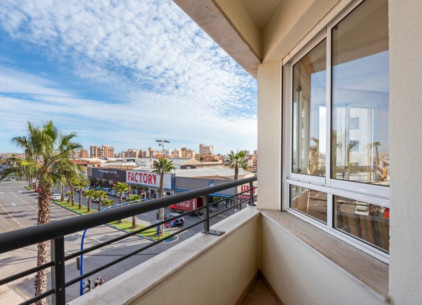 Resale - Apartment - Torrevieja - Center