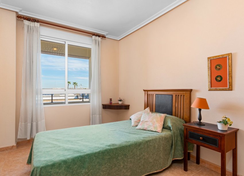 Resale - Apartment - Torrevieja - Center