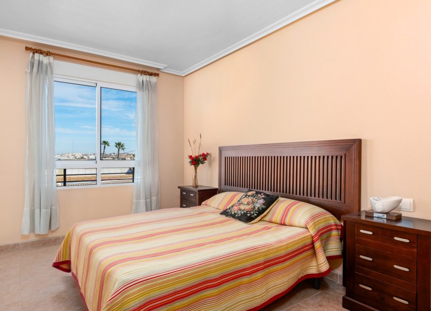 Resale - Apartment - Torrevieja - Center