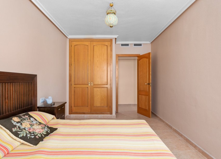 Resale - Apartment - Torrevieja - Center