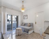 Resale - Apartment - Torrevieja - Centro - Muelle Pesquero