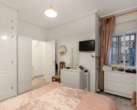 Resale - Apartment - Torrevieja - Centro - Muelle Pesquero