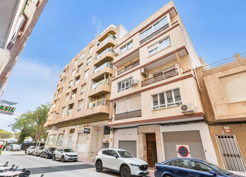 Resale - Apartment - Torrevieja - Centro - Muelle Pesquero