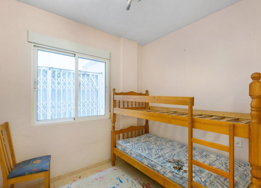 Resale - Apartment - Torrevieja - Centro - Muelle Pesquero