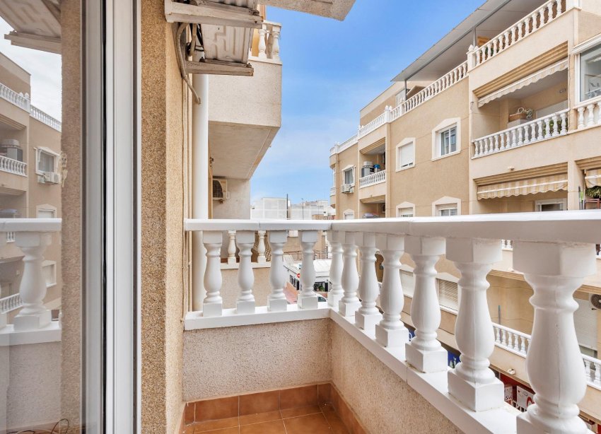 Resale - Apartment - Torrevieja - Centro - Muelle Pesquero