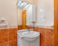 Resale - Apartment - Torrevieja - Centro - Muelle Pesquero